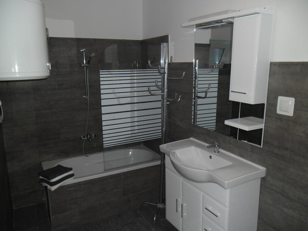 Rooms & Apartments Marinero Betina  Room photo