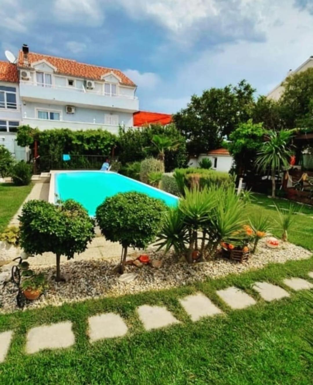 Rooms & Apartments Marinero Betina  Exterior photo