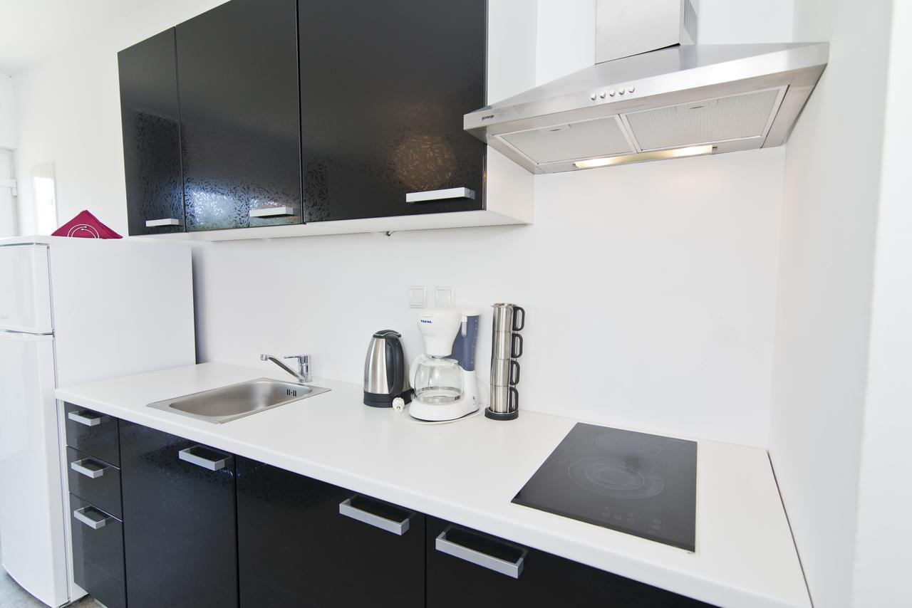 Rooms & Apartments Marinero Betina  Exterior photo