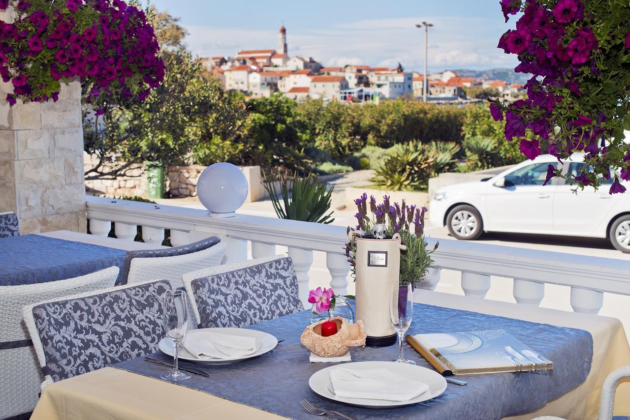 Rooms & Apartments Marinero Betina  Exterior photo